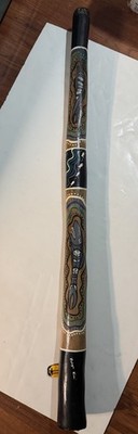 Australian Aboriginal Didgeridoo Hand Carved/Painted 44/45 SIGNED Robyn Kim