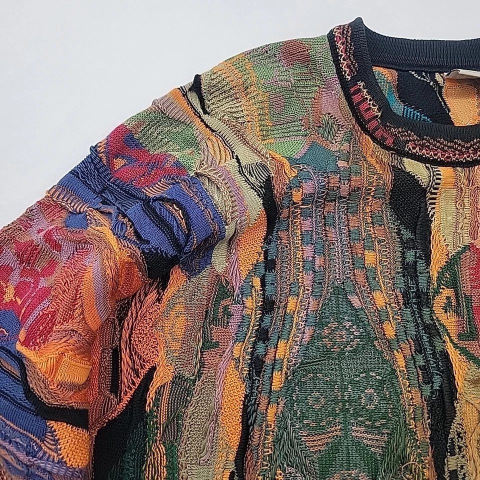 Coogi Australia Mercerised Cotten Sweater Embossed Knit Earthtone abstract LARGE - Image 3 of 4