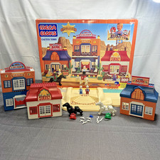Vtg 1996 Mega Bloks Cactus Town 9204 Western Village Toy Cowboys Horses READ