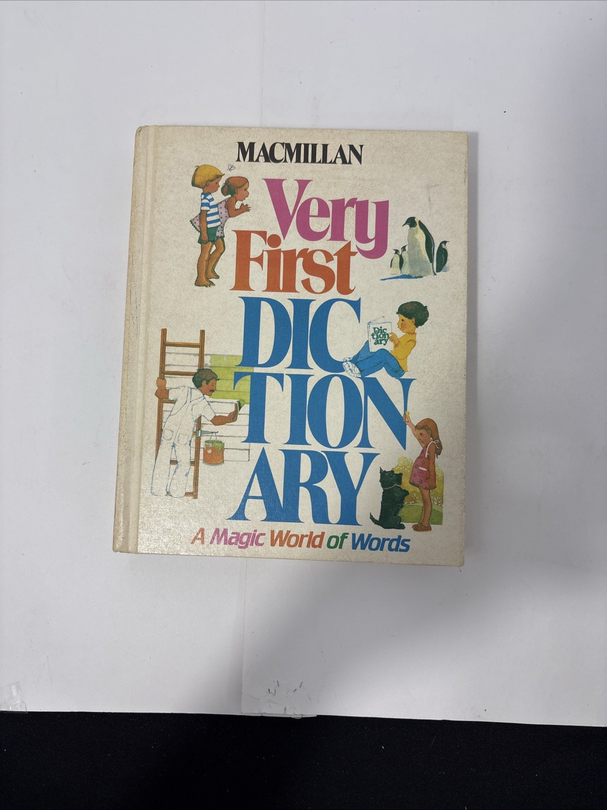 1983 Macmillan Very First Dictionary: Magic World of Words/ A Weekly Reader Book-image