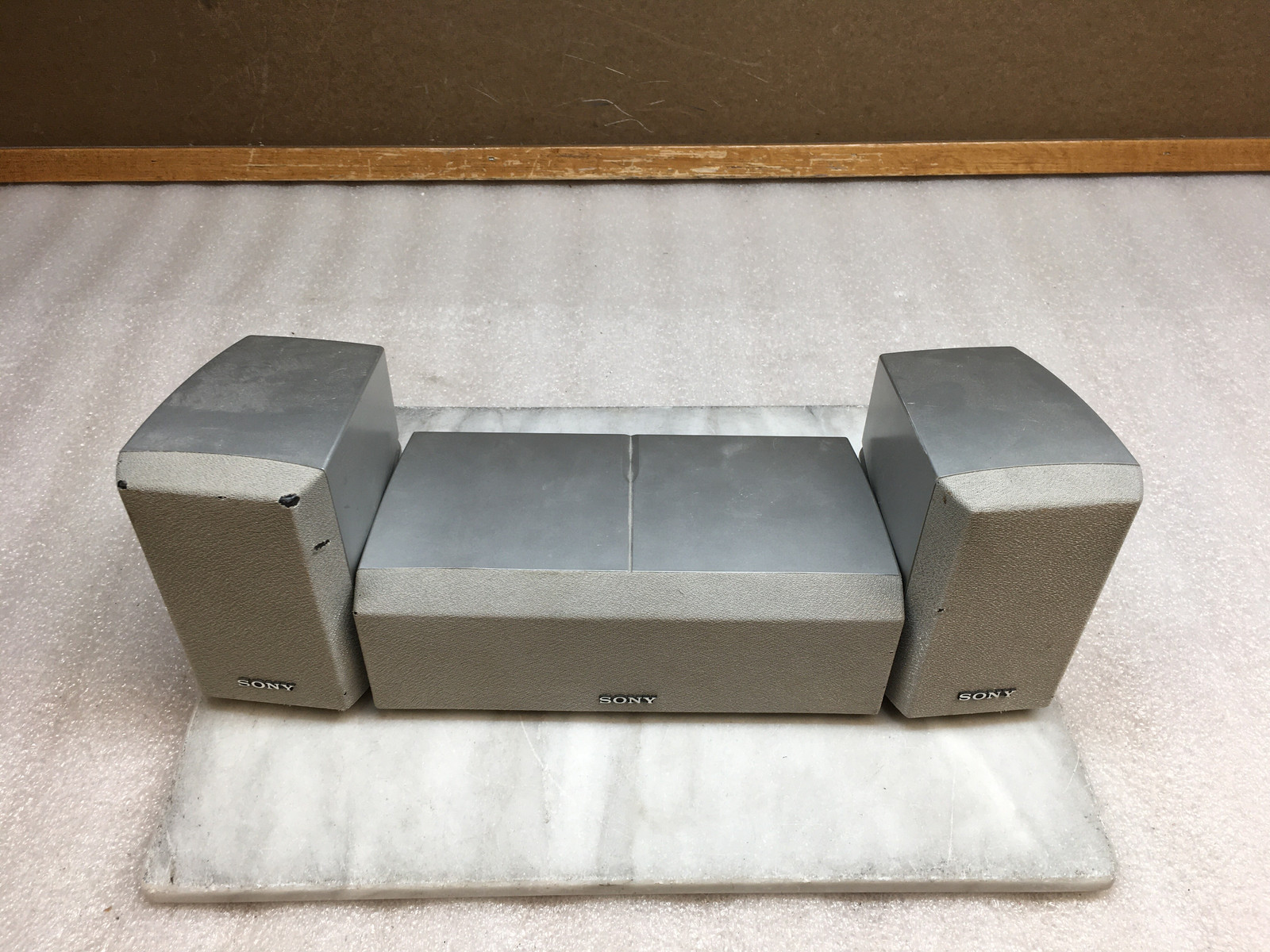 Set of Sony SS-MSP2 L and R with SS-CNP2 Center Speaker Bookshelf Speakers