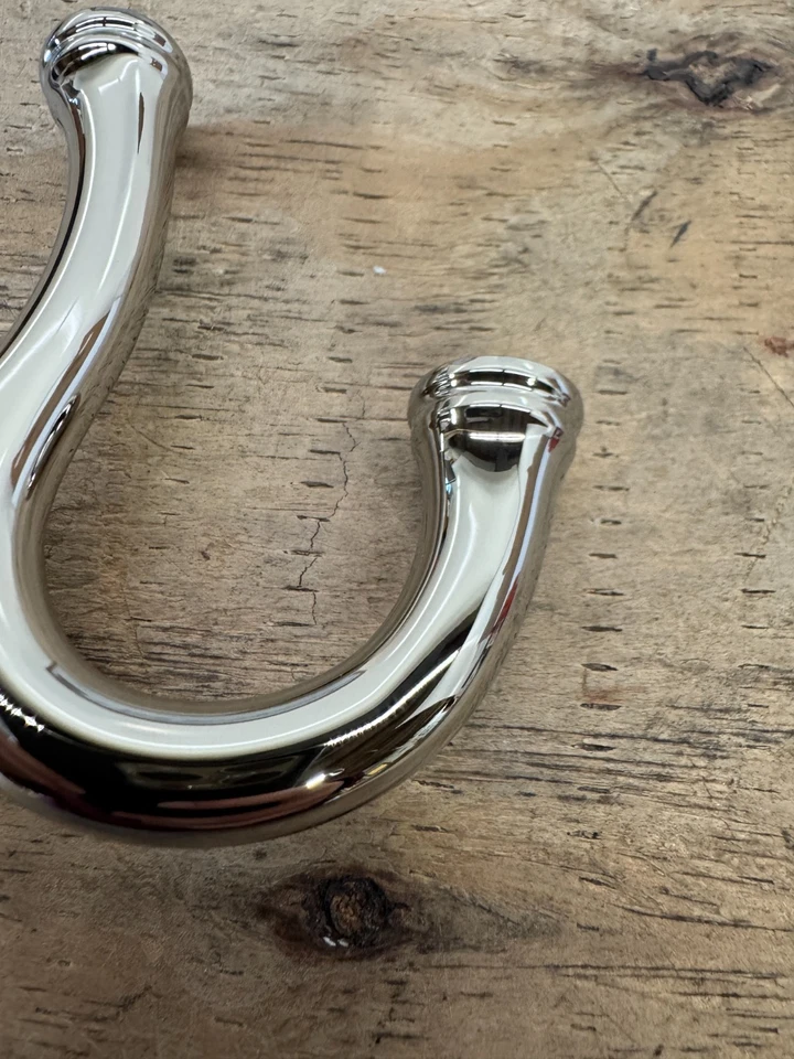 Gancho doble para bata American Standard 7052210.013 Delancey Foto 3 de 4