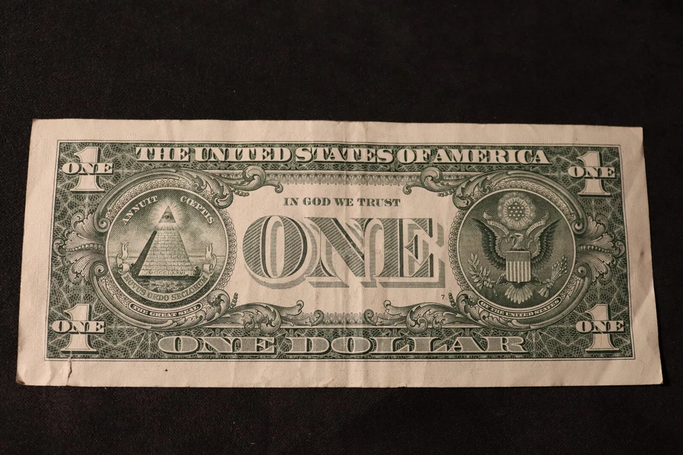 ONE DOLLAR FANCY BIRTHDAY/ANNIVERSARY NOTE [JUNE 8, 1975]  SN # L 19756008 A - Image 3 of 3