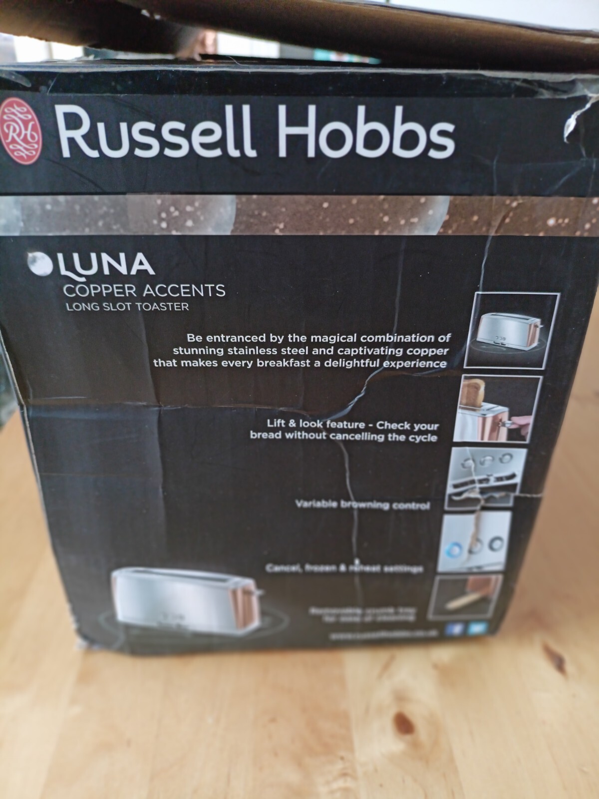 Russell Hobbs 24310 1420W 2 Slice Longslot Toaster NEW Copper toaster