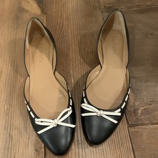 toms black leather rose bow