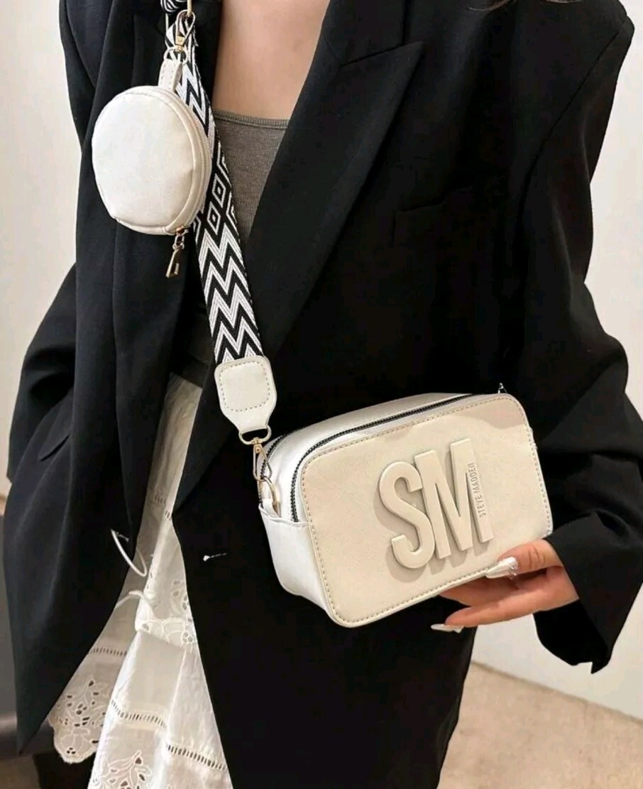 Steve Madden☆ 上品バックル・クロスボディーバッグ Steve Madden crossbody bag White | eBay
