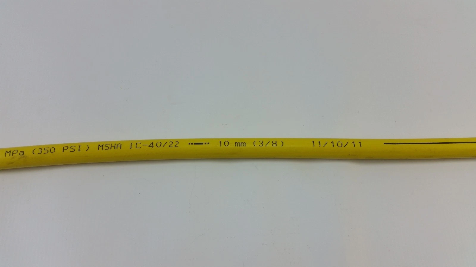 Hose cover print reading MPa (350 PSI) MSHA IC-40/22, 10 mm (3/8)