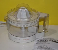 Black & Decker HJ28 Electric Handy Citrus/Fruit Juicer W/ Easy Pour Spout