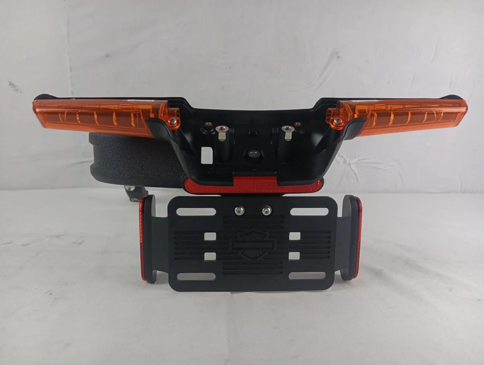 HARLEY DAVIDSON SOFTAIL FXDRS LED REAR LIGHT INDICATOR LICENSE PLATE 67900460 - Imagem 3 de 4