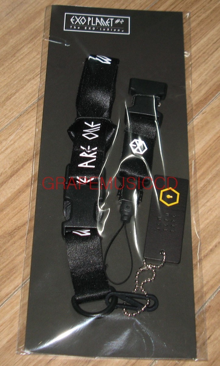 EXO PLANET #2 The EXO'luXion. 2016 CONCERT OFFICIAL GOODS KAI NAME