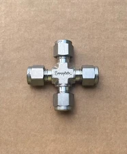 Swagelok  1/4"  Tube  Stainless Steel Cross SS-400-4  Several Available  New