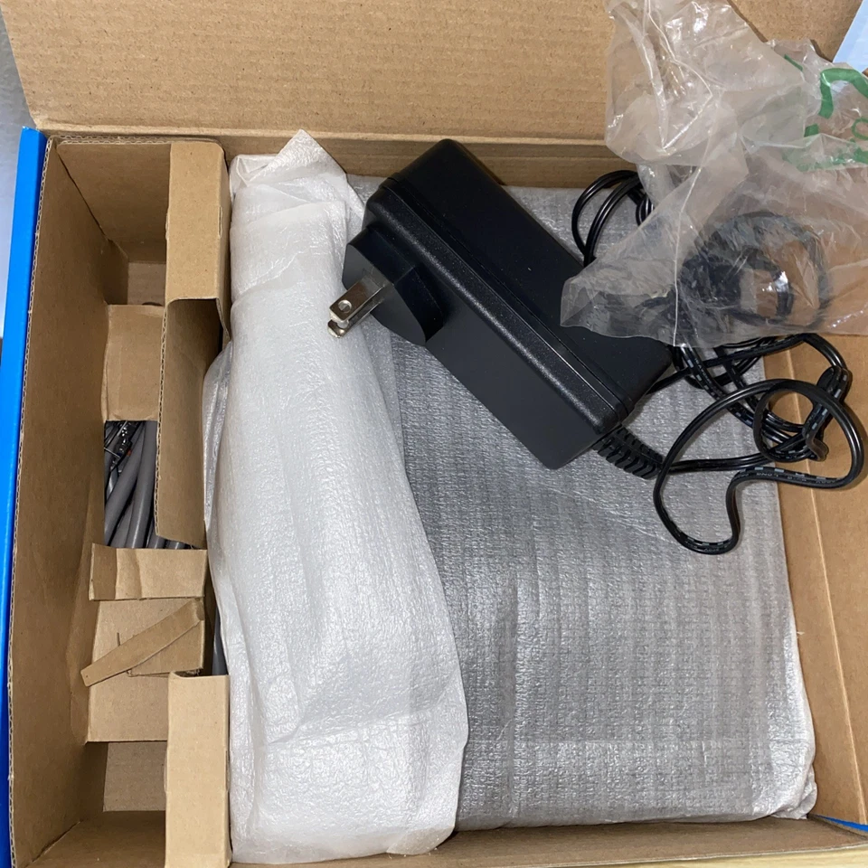 Linksys CM3016 16x4 Cable Modem - New & Sealed - DOCSIS 3.0 - up to 686 Mbps - Image 4 of 4