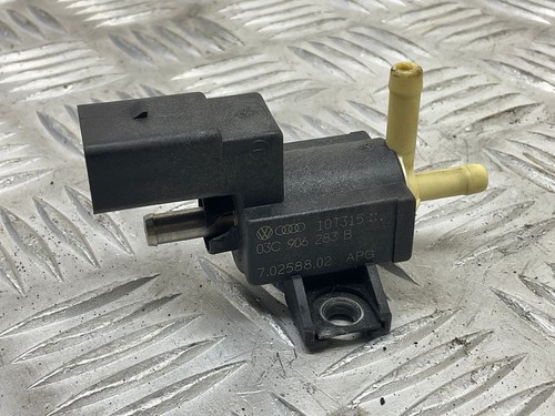 Volkswagen Eos 2011 Benzin 118kW Turbolader Druckwandler Magnetventil 03C906283B