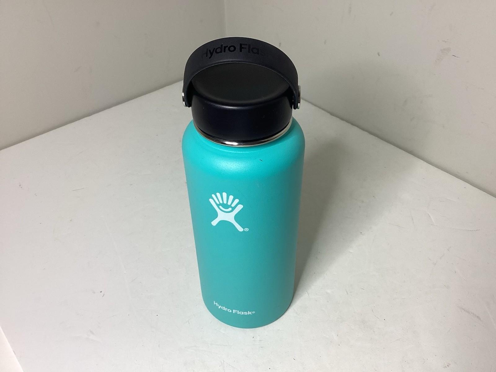 32 Oz Wide Mouth Teal / Blue Nice Shape
