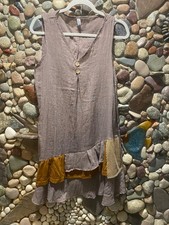 NWOT womans cool summer dress size M brown with ruffled embelishments