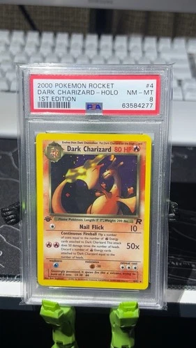 Pokémon Dark Charizard Team Rocket 1st Edition Holo Rare #4 PSA 8 2000
