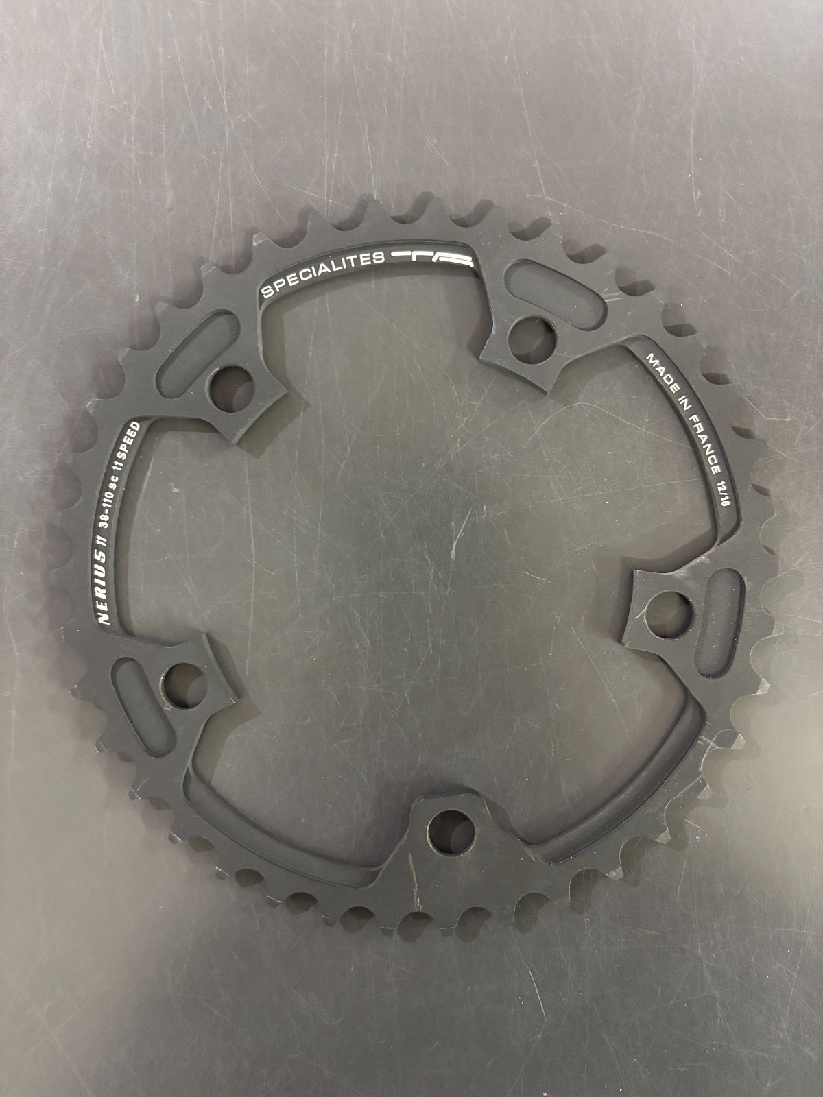 Specialties TA 11 Speed 110mm BCD Plateau Chainring 38T Grey