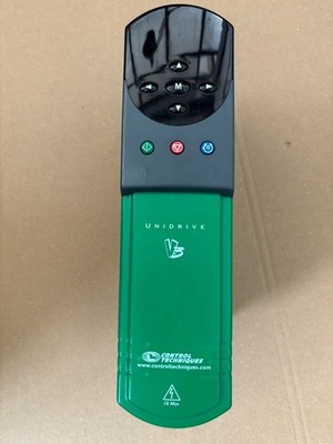 Control Techniques Unidrive UNI1403 1,5 kW. Top Zustand