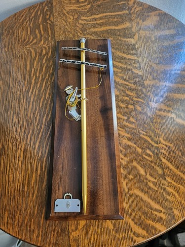 Vintage Assemblagen von Shirl handgefertigtes Kunstwerk Linesman Telefon Orlando FL - Bild 1 von 11