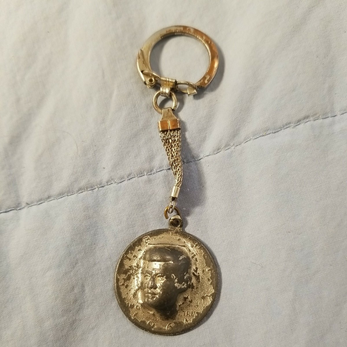Vintage 1964 KENNEDY SILVER HALF Dollar 3D POP Push Punch OUT COIN