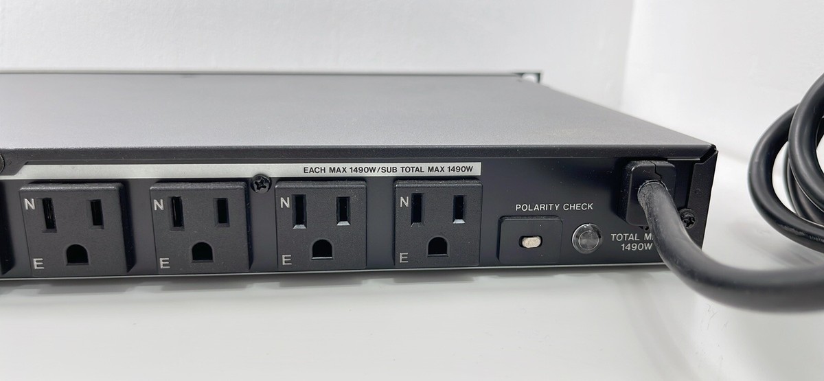Tascam AV-P250 Power Distributor Used tested from Japan DHL Tascam AV-P250 Power Distributor Used tested from Japan DHL