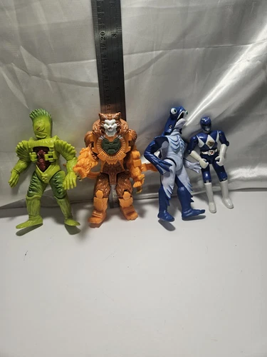 Vintage  Lot  (4)  Bandai  Power Ranger Action Figures Monsters And Blue Ranger