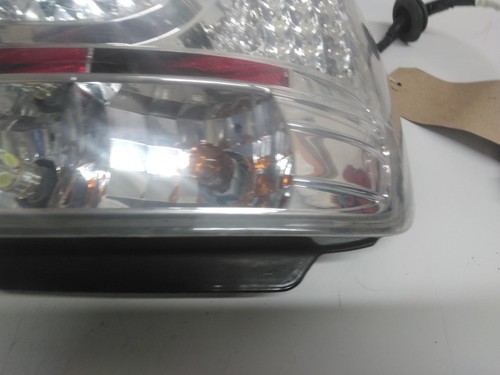LEXUS GS SERIES GS300 R Taillight Mk2 98-05 - Picture 3 of 9