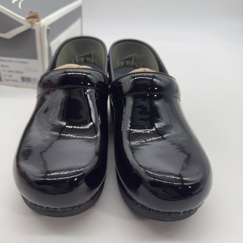 Dansko Professional XP Patent Black Women's Leather Slip Resistant Clogs Shoe 38 - Picture 2 of 7