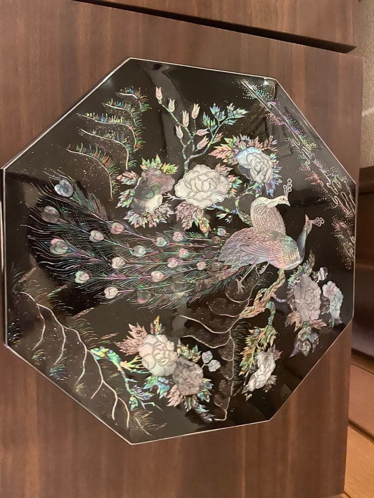 Jubako Bento Box Japanese Octagonal singletiered box with peacock pattern mother