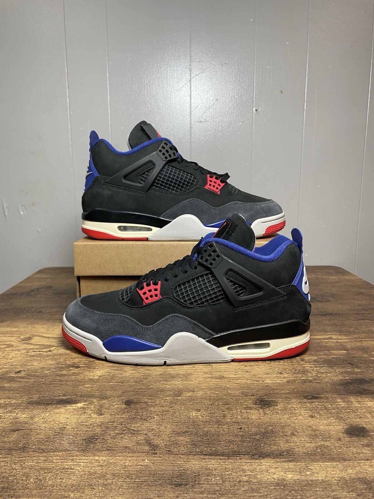 Size: 11M - Jordan 4 Retro: Rare Air (Gold Lettering) -  B-GRADE - FV5029-003