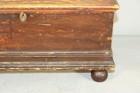 RARE 18TH C PA MINIATURE BLANKET CHEST WITH BALL FEET IN ORIGINAL GRAIN PAINT — photo 9