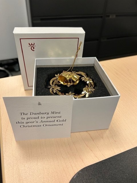 Danbury Mint Annual Gold 2025 Ornament