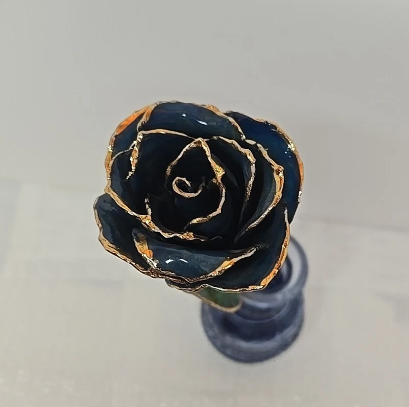 Голубая роза, настоящая роза, погруженная в 24-каратное золото, сохранившийся цветок розы - Изображение 2 из 4