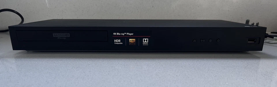 LG UBK80 Ultra 4K Ultra HD HDR 3D HD Multi Region Free DVD 1-6 Blu-ray player - Image 2 of 4