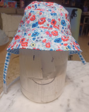 Toddler Girl's Sun Bonnet Reversible with Chin Strap Bright Pink Flowers/ Blue