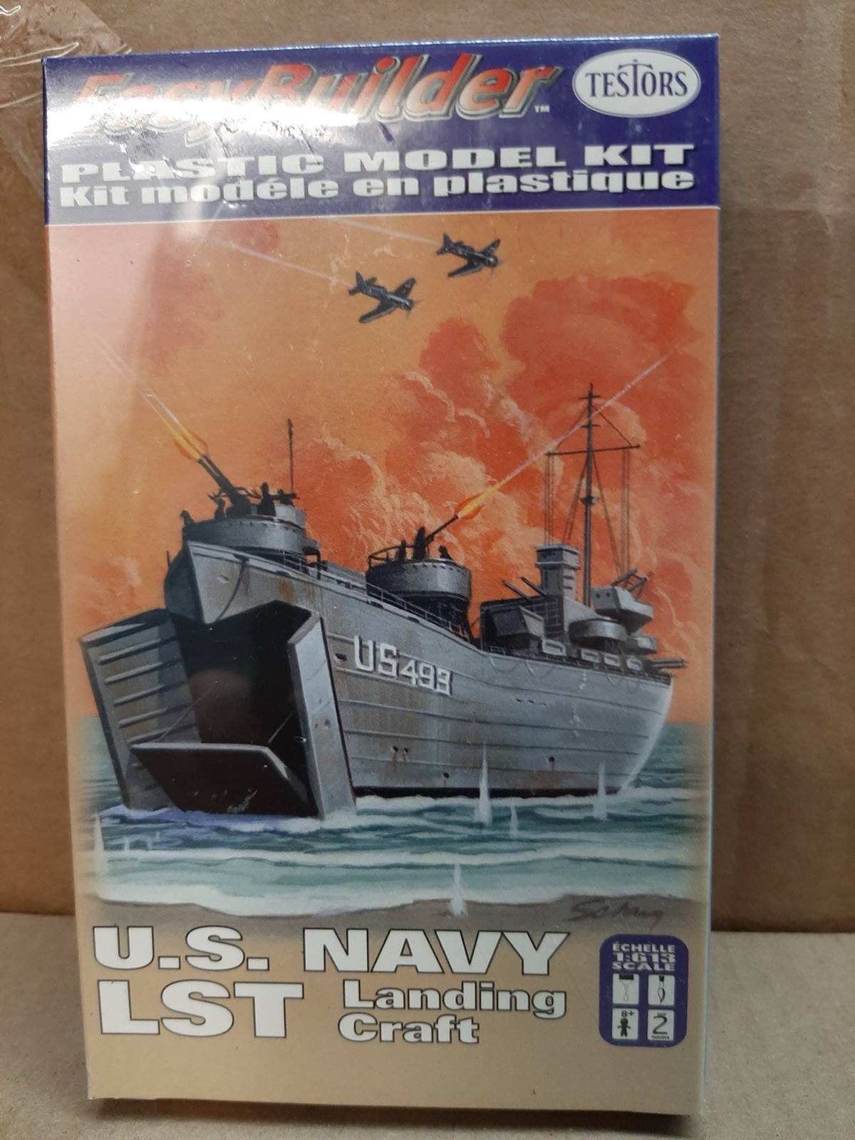 New - Testors U.S. Navy LST Landing Craft Easy Builder Plastic Model Kit 1:613