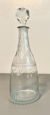 EARLY 19th CENTURY GEORGIAN ENGRAVED TAPER WINE DECANTER c. 1810      57