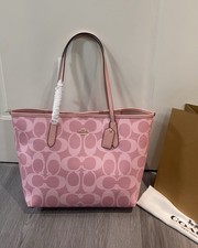 NWT CITY TOTE IN SIGNATURE CANVAS CAL49/ Pink Tote Bag Women  s Bag SHIP FROM US