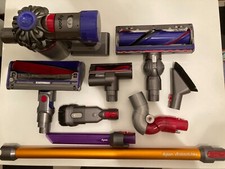 dyson v8 usato con accessori