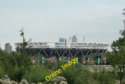 Photo 6x4 View of the Olympic Stadium and Canary Wharf from the hill in Q c2014