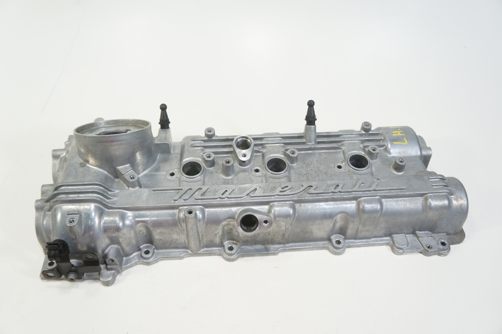 2014-2019 maserati ghibli 3.0l v6 LEFT DRIVER SIDE engine valve cylinder cove