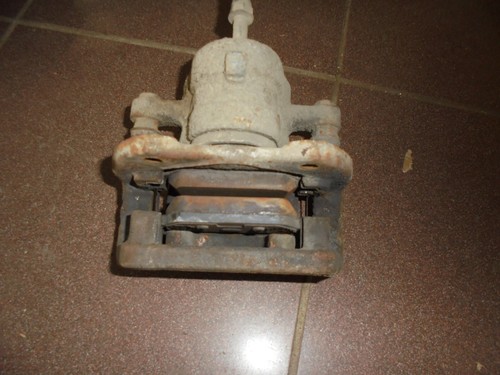 BMW 1er E87 118D 90kw Bj:06-07 Bremssattel hinten links TRW