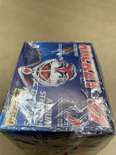 Caja de pegatinas Panini 1987 completa sin abrir sellada de fábrica 100 paquetes Gretzky Salón de la fama - Imagen 10 de 12