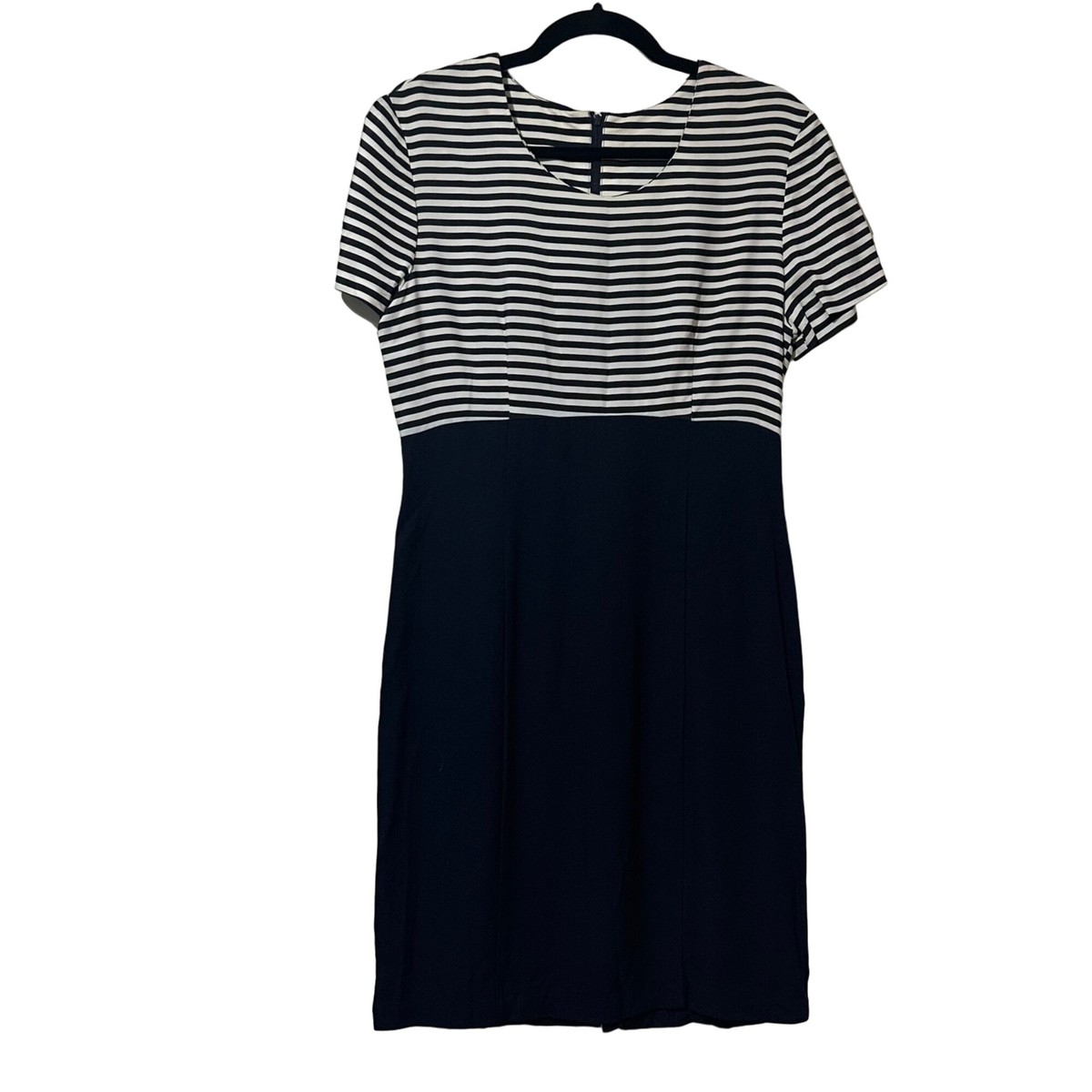 Vintage women's size 9/10 navy stripe short sleeve back zip shift