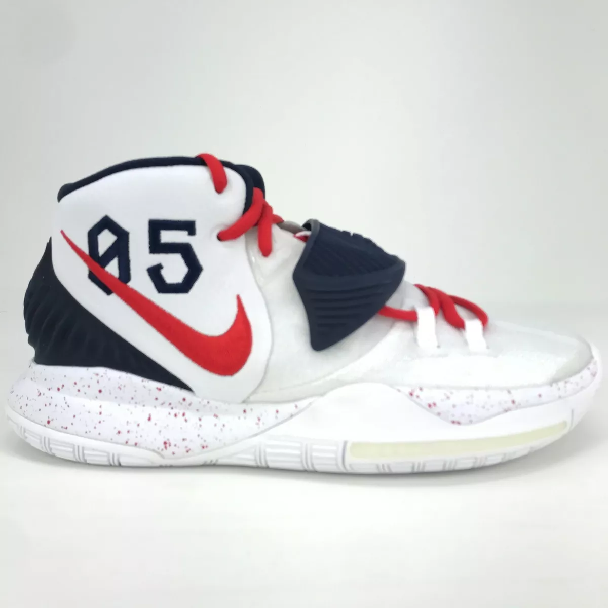 Kyrie low id hotsell women's basketball shoe