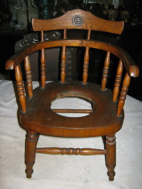 COUNTRY PRIMITIVE BABY CHILD WOOD POTTY CHAIR COUNTRY VICTORIAN
