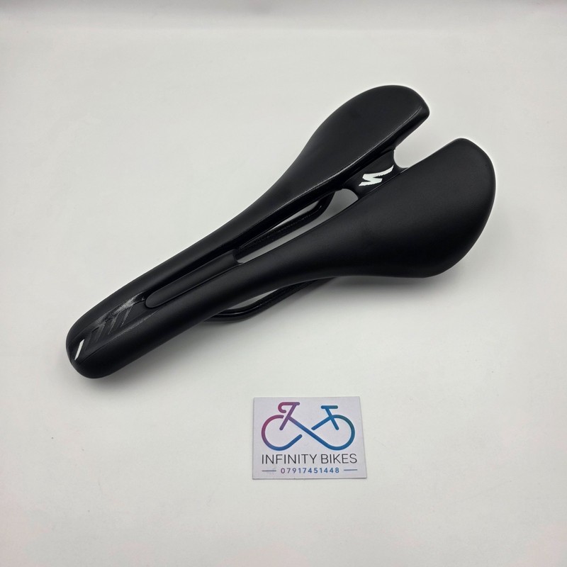 Specialized Romin Pro 143mm Lightweight - Carbon Rails Saddle VGC Black White