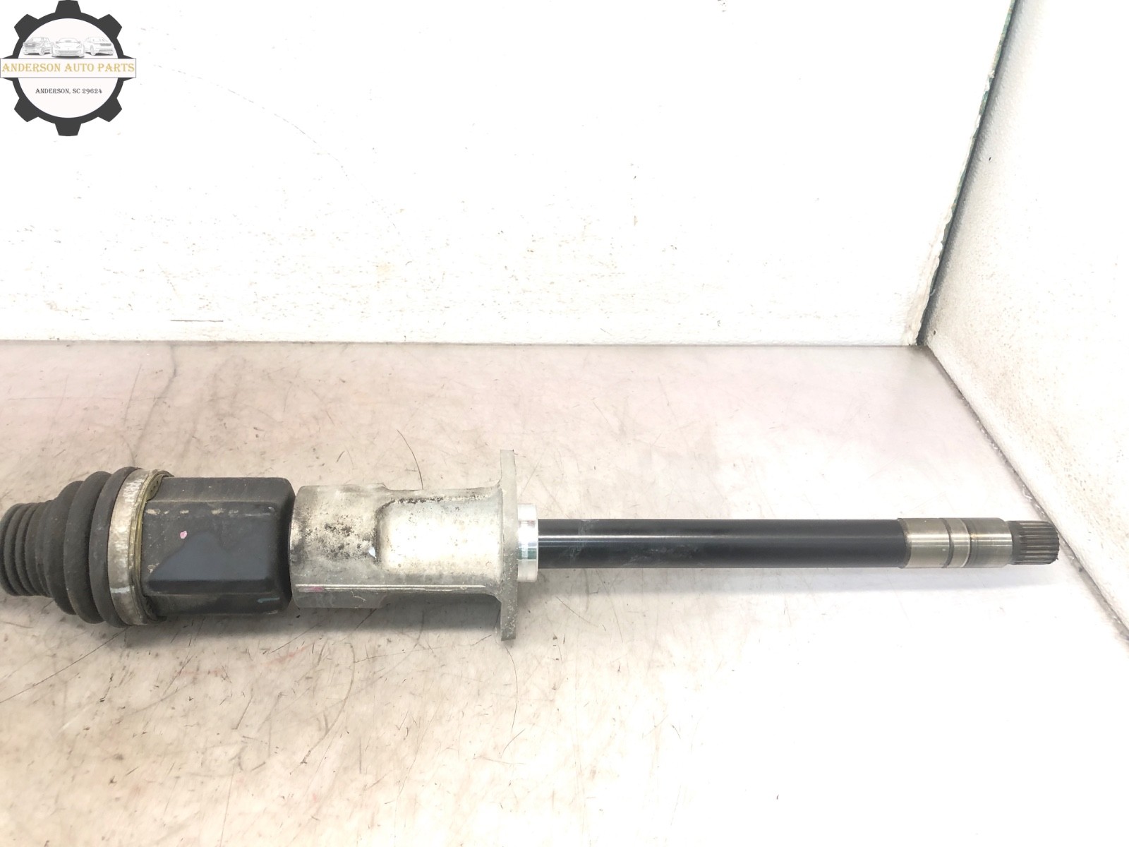 2017-2022 MASERATI LEVANTE AWD LEFT DRIVER FRONT CV AXLE JOINT SHAFT OEM