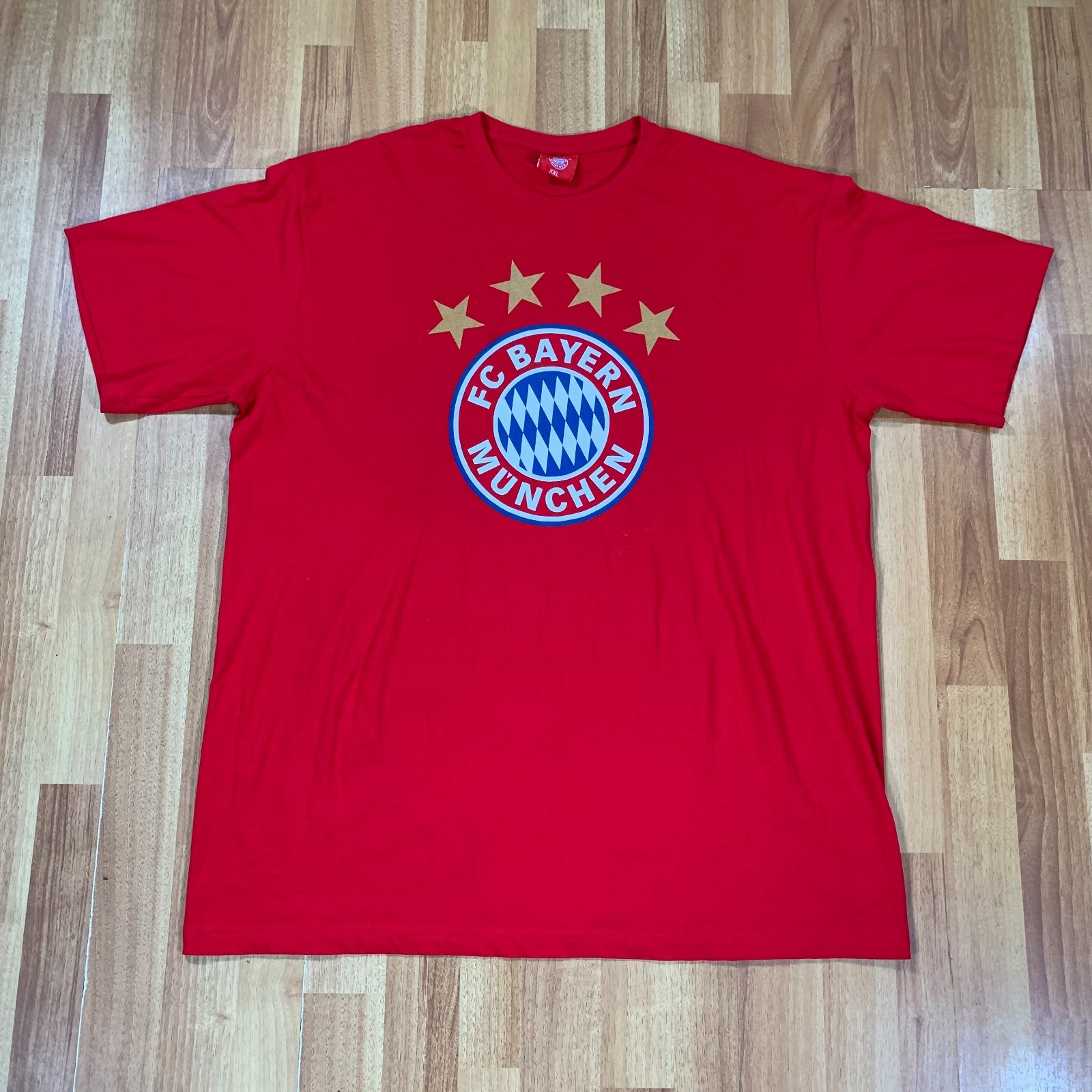 Foto 1 di 8