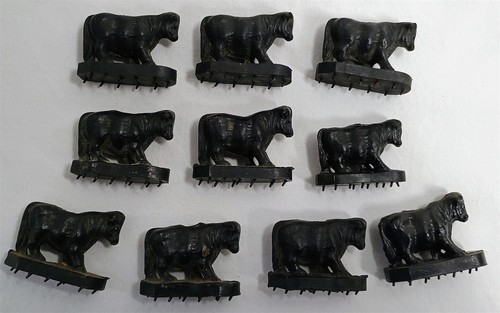 Vintage Lionel Plastic Toy Cows for No.3656 Stockyard Cattle Car O Scale